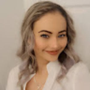 Meet your Posher, Gaby